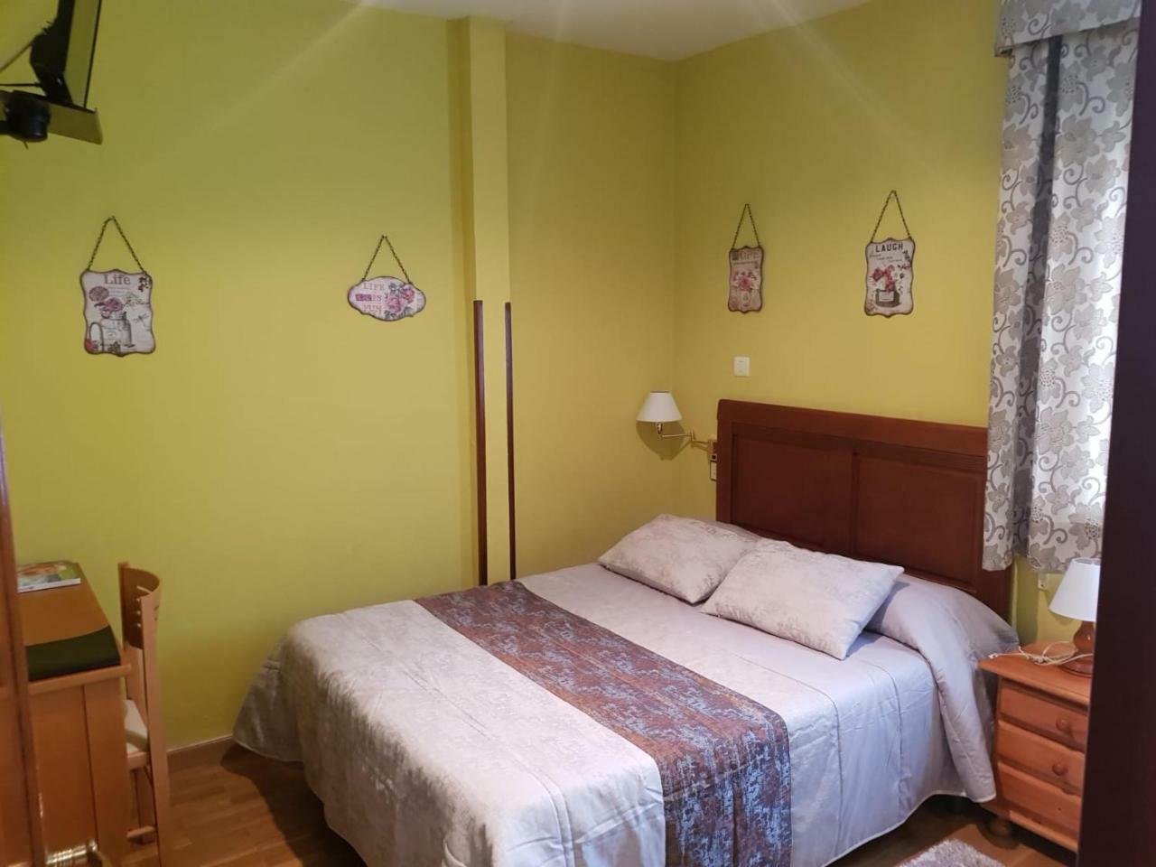 Alojamiento Calzada Romana Belmonte De Miranda Room photo