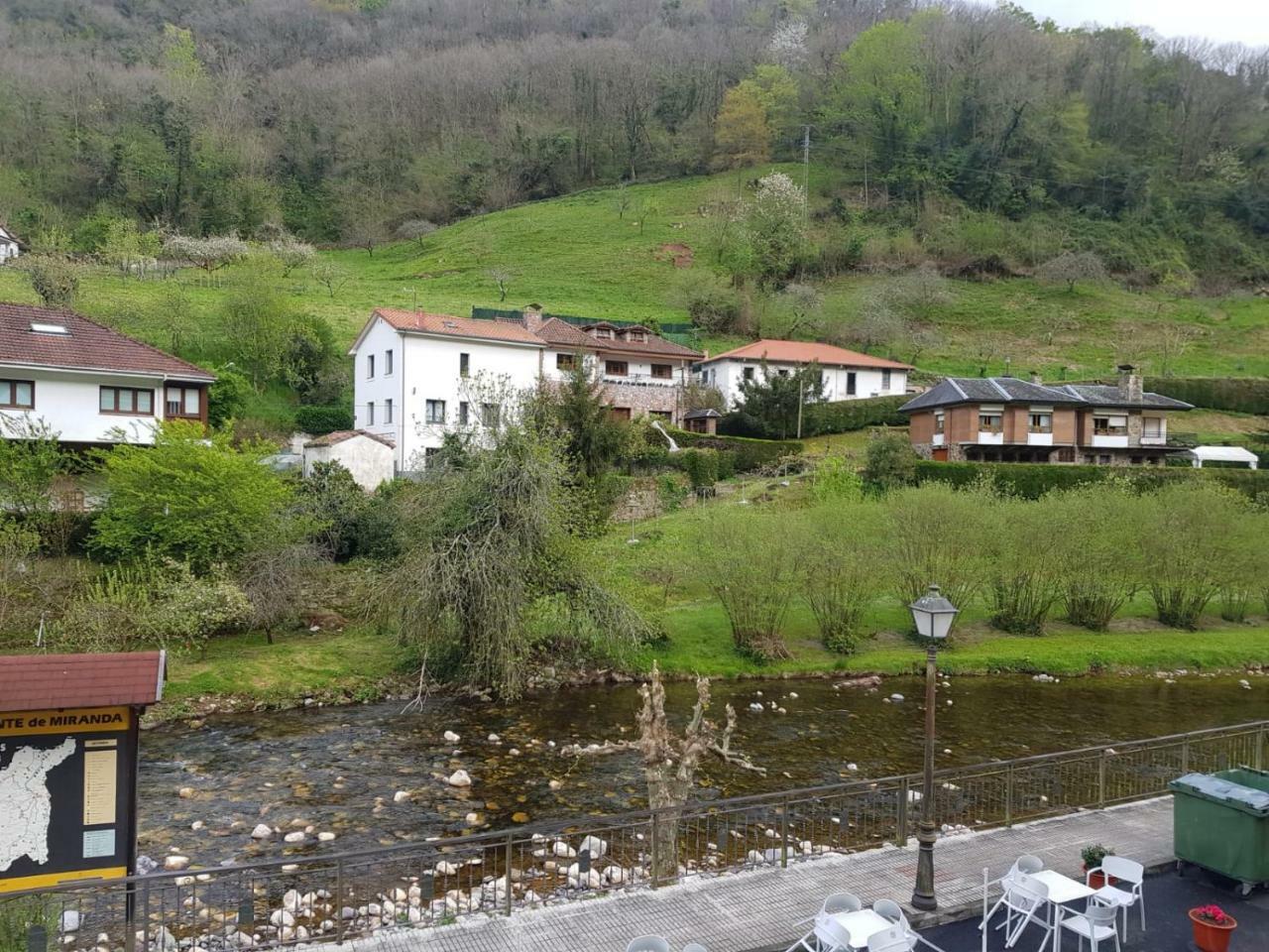 Alojamiento Calzada Romana Belmonte De Miranda Exterior photo